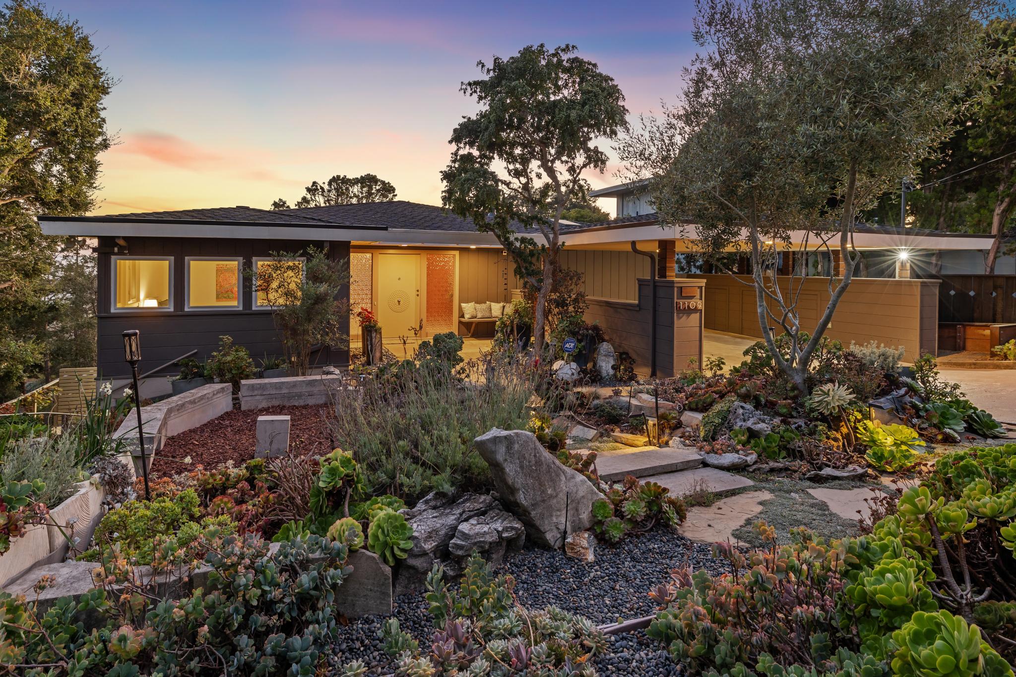 1109 Brewster Drive presented by Tracy Sichterman and Linda Van