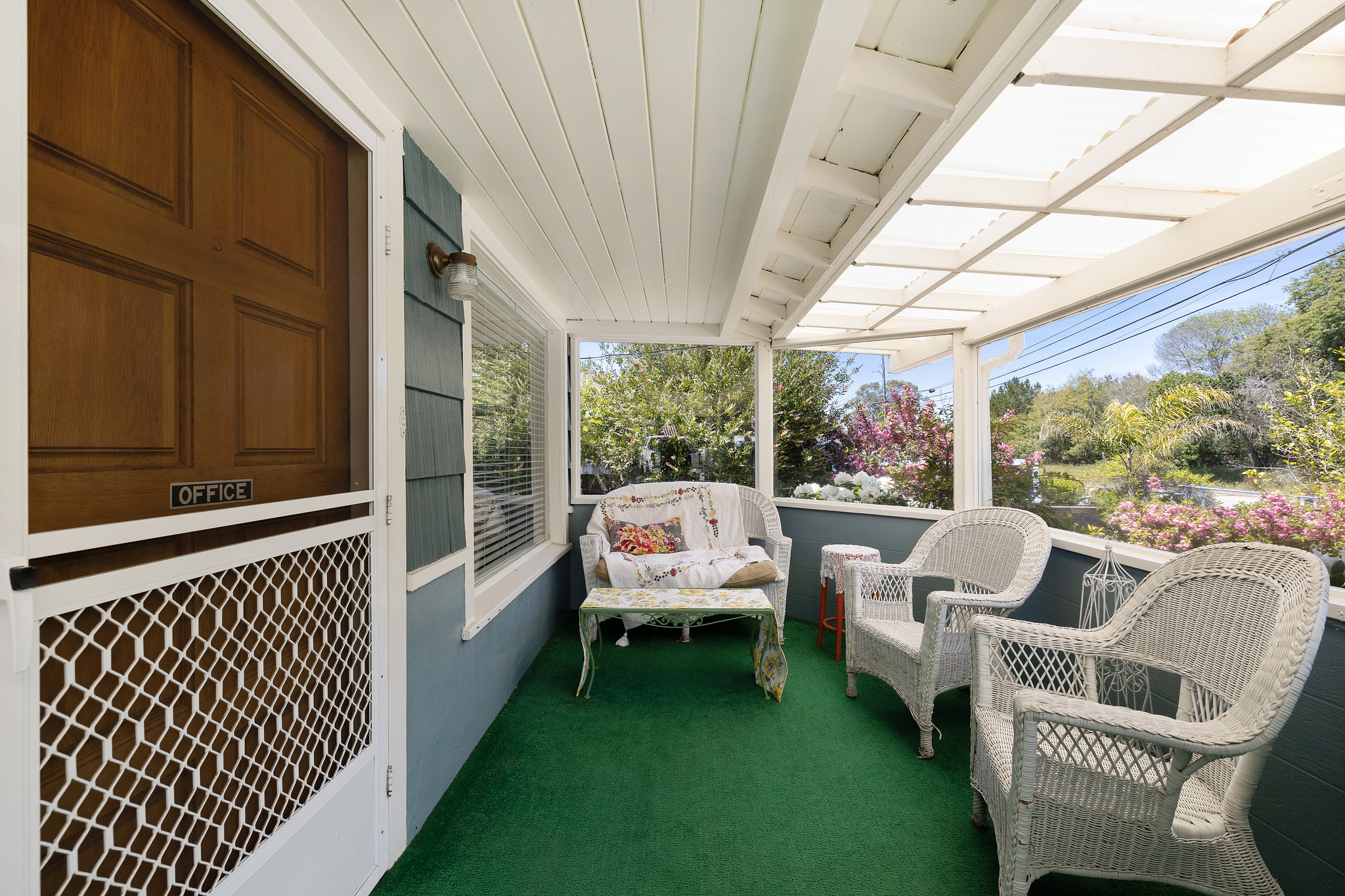 Image number 2 for slideshow of 123 La Selva Drive