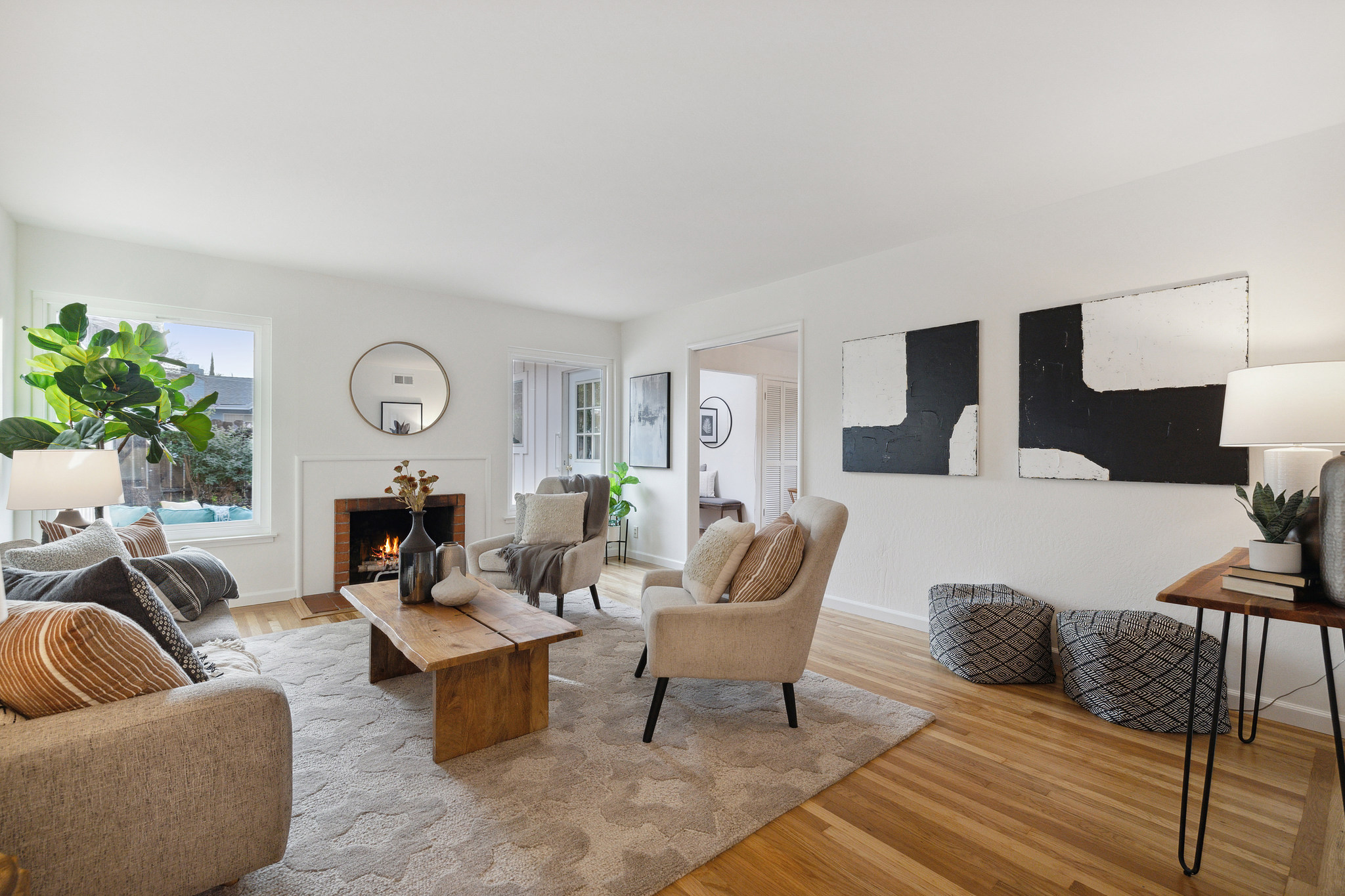 Image number 2 for slideshow of 1631 Spring Street