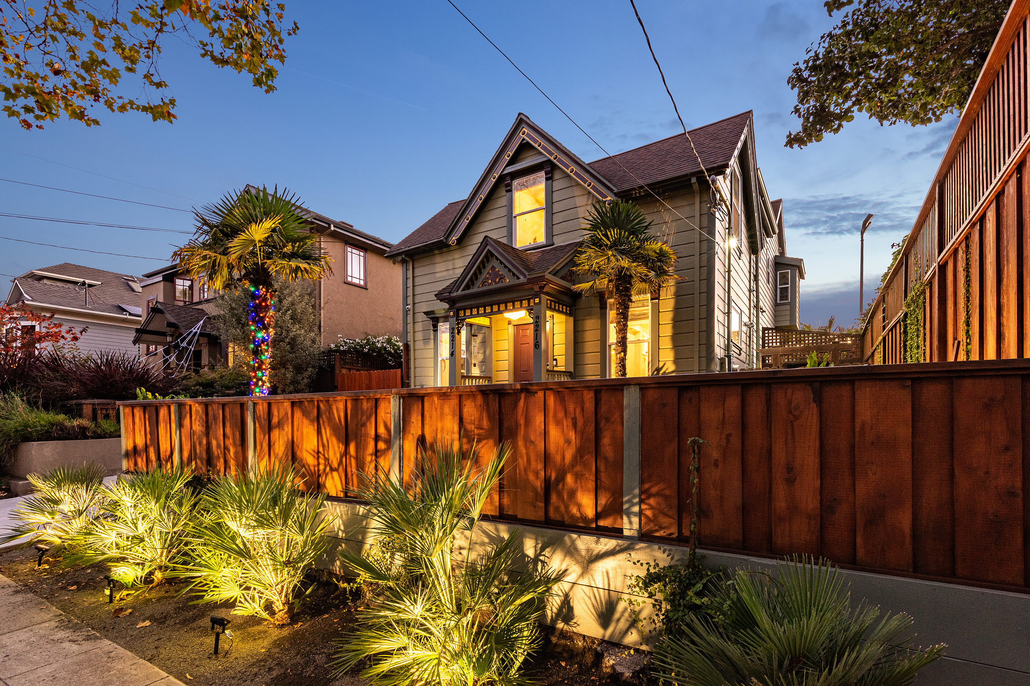 Image number 2 for slideshow of 2216 Ninth Street