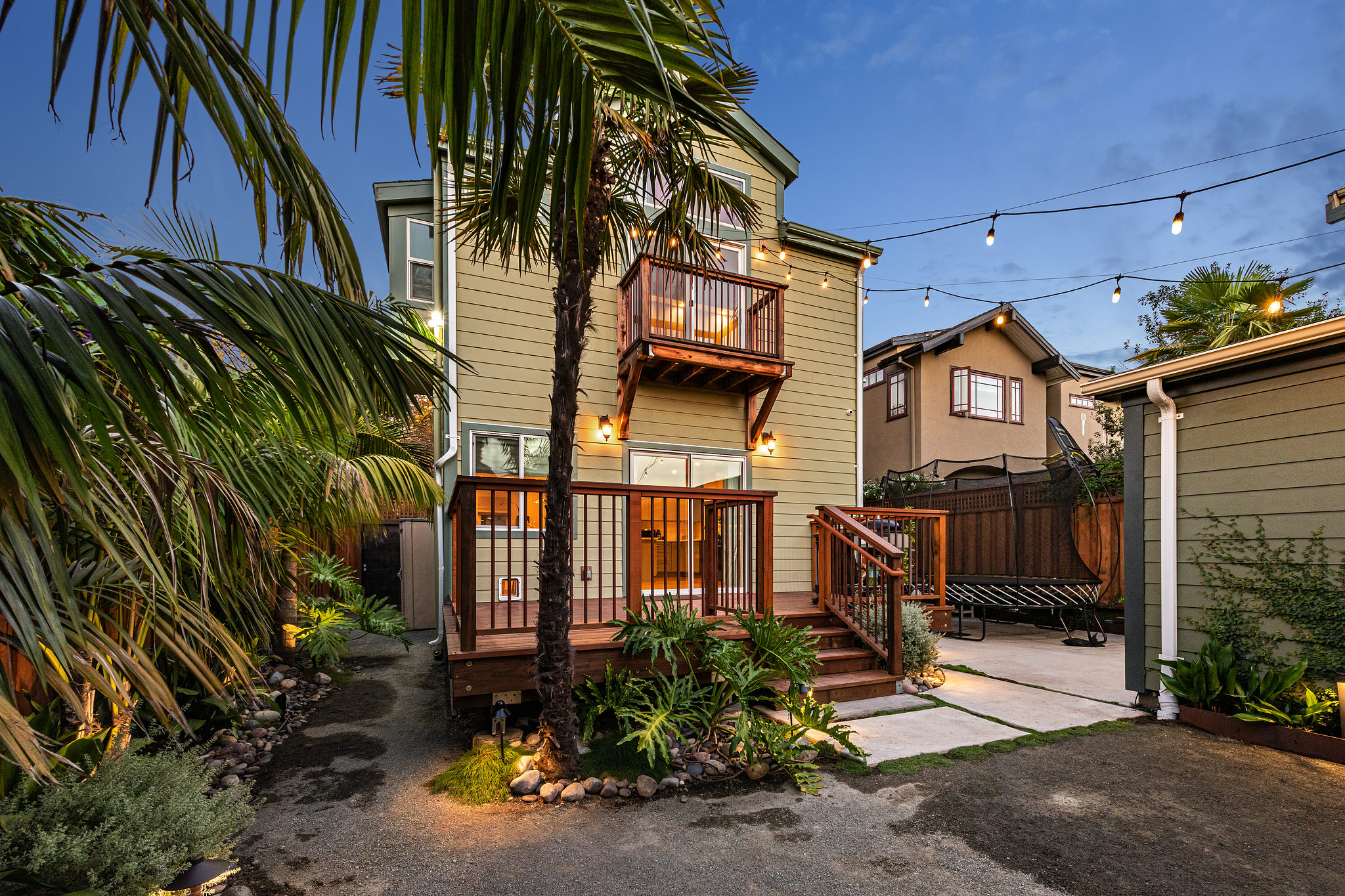 Image number 9 for slideshow of 2216 Ninth Street