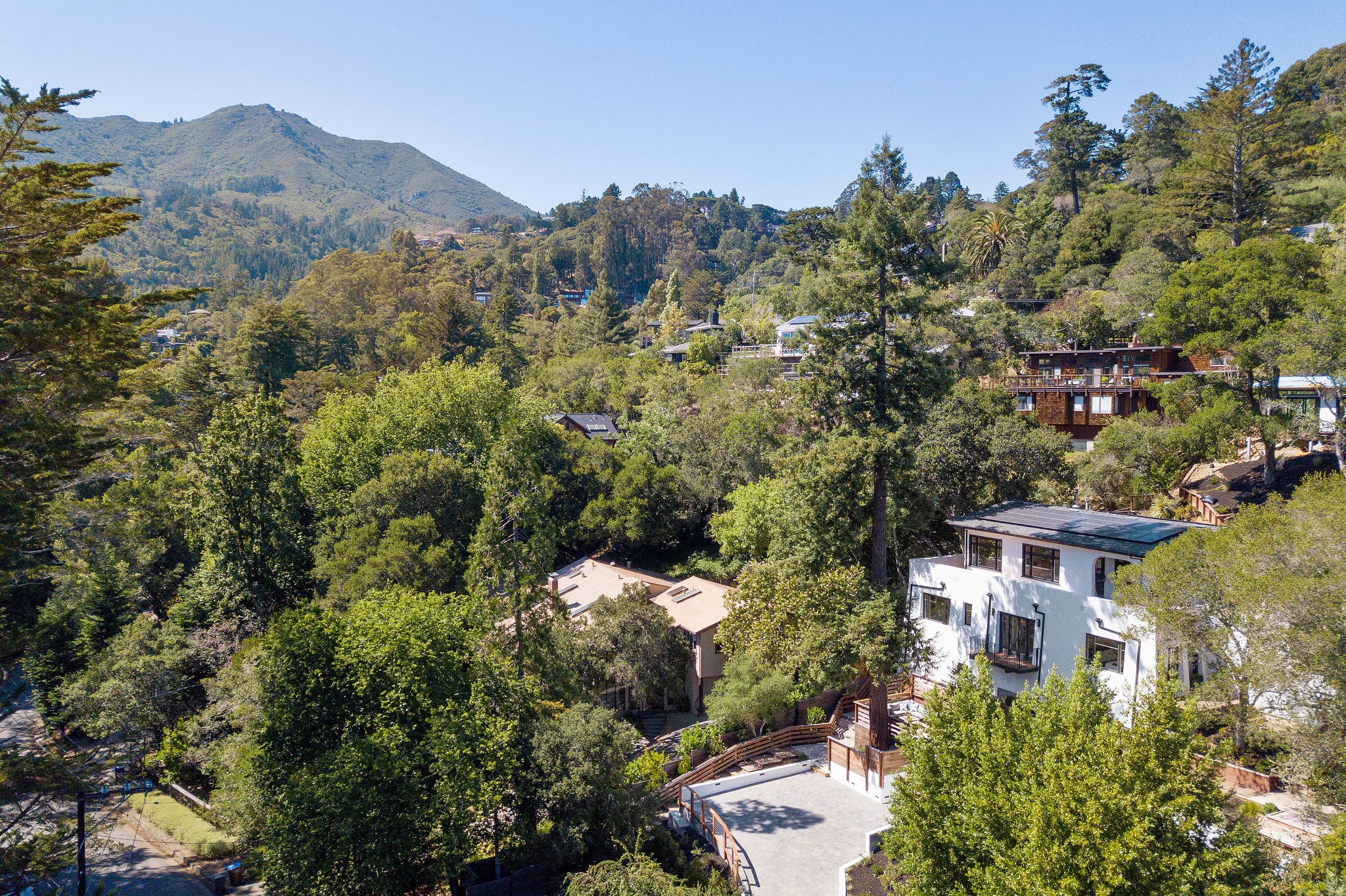 516 Throckmorton Avenue, Mill Valley Presented by Ahern + Kalmbach