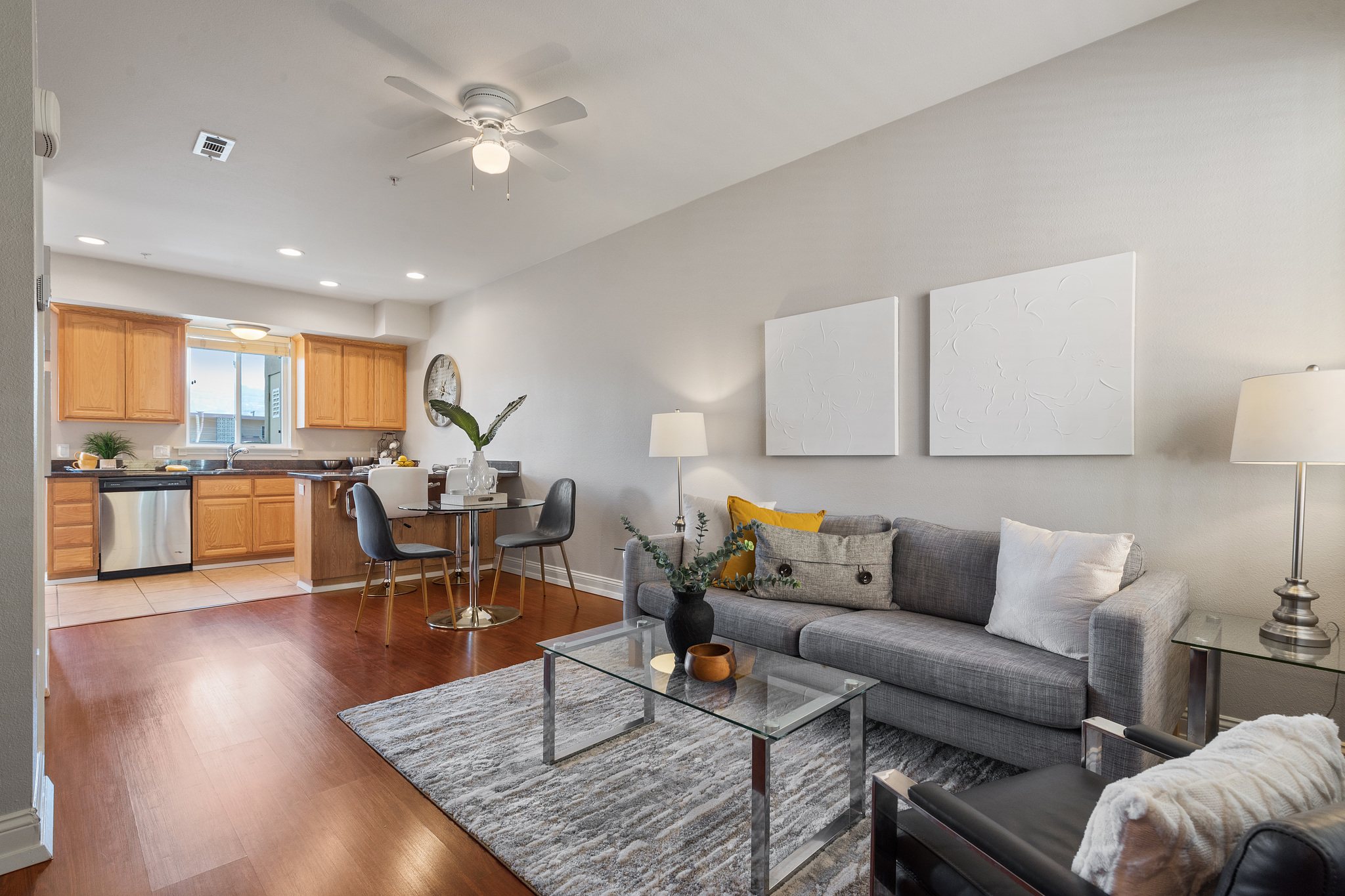 Image number 2 for slideshow of 727 San Pablo Avenue #207