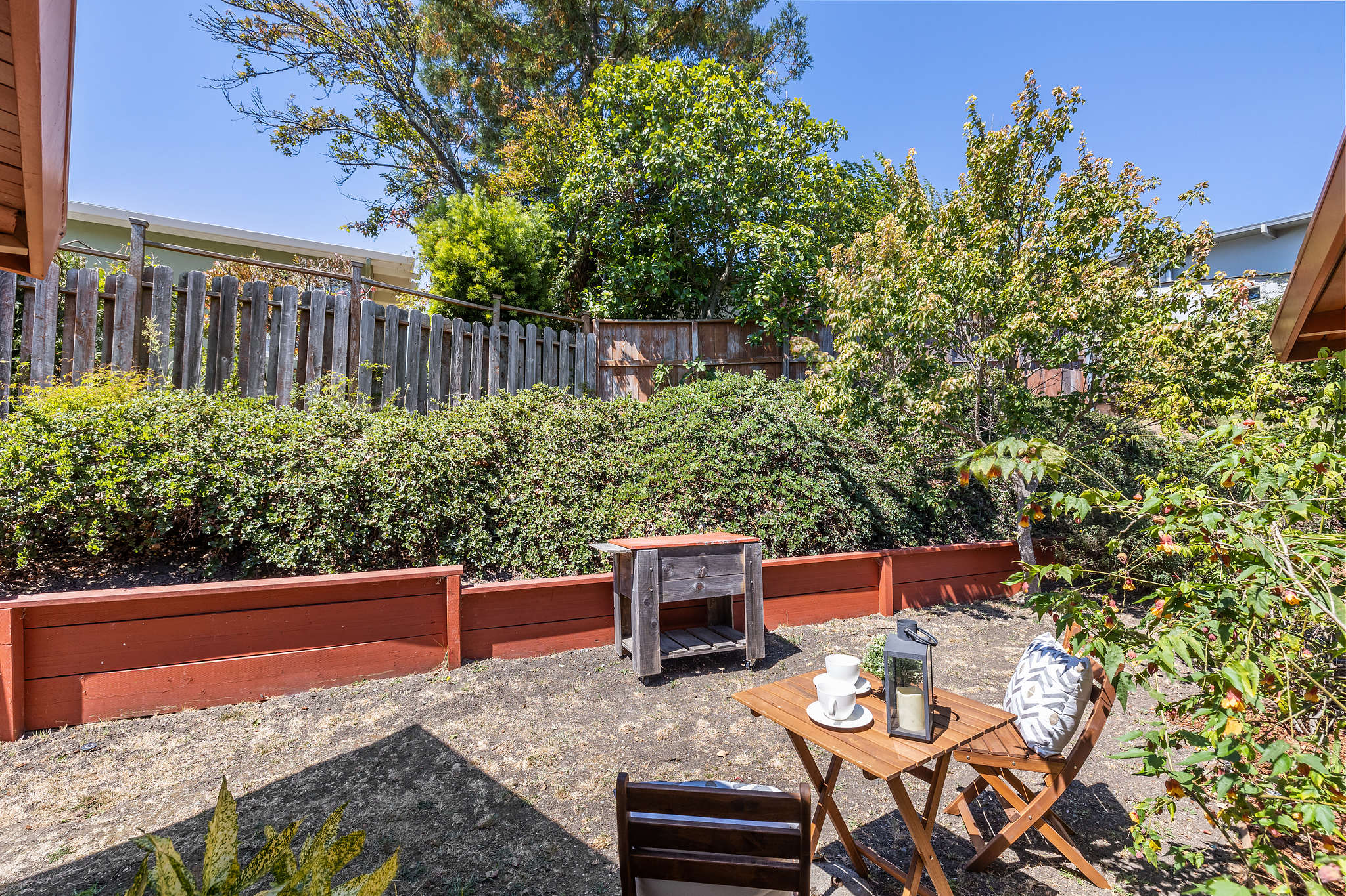 Image number 4 for slideshow of 7820 Potrero Avenue