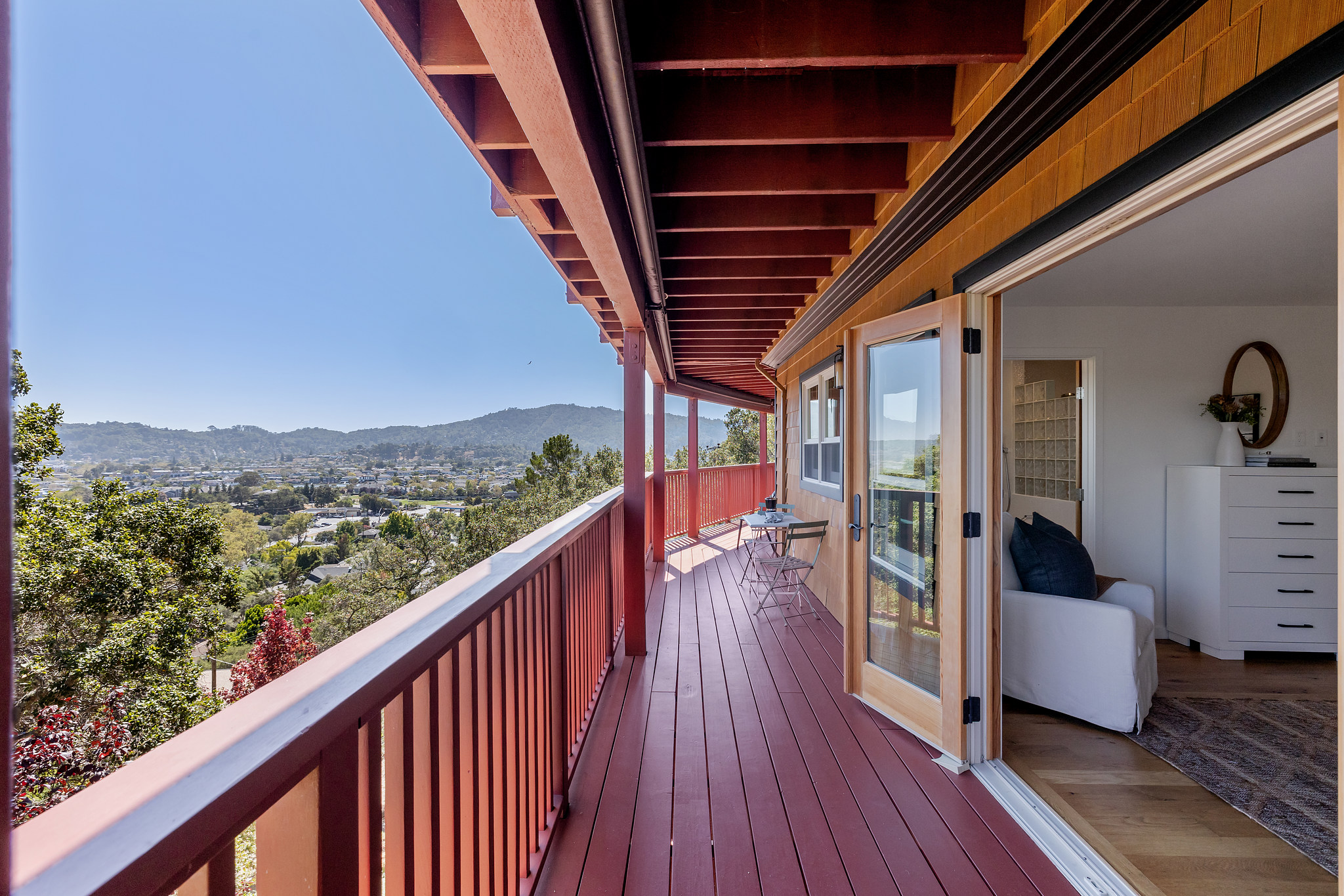 Image number 10 for slideshow of 97 Corte Gracitas, Greenbrae