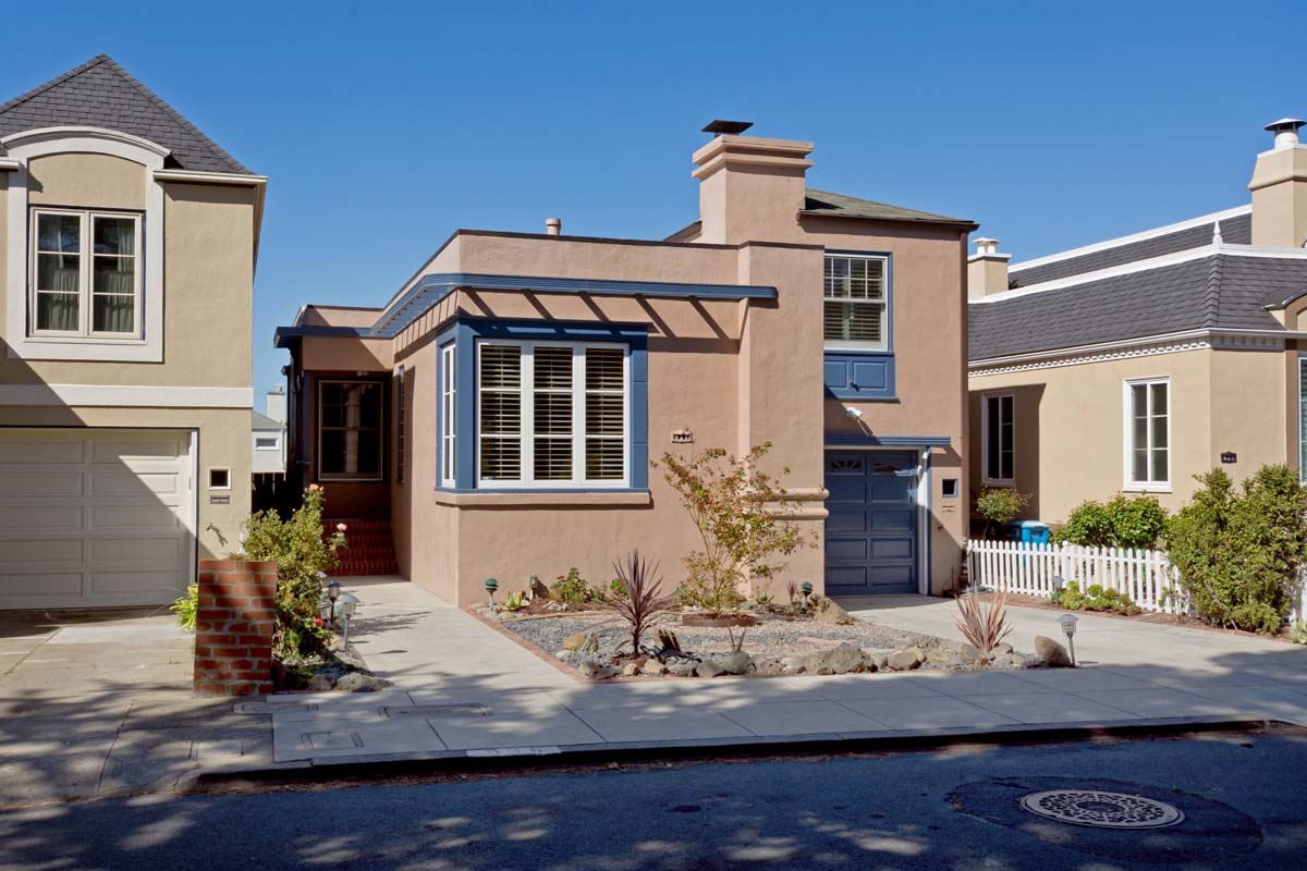 Image number 1 for slideshow of 936 Junipero Serra