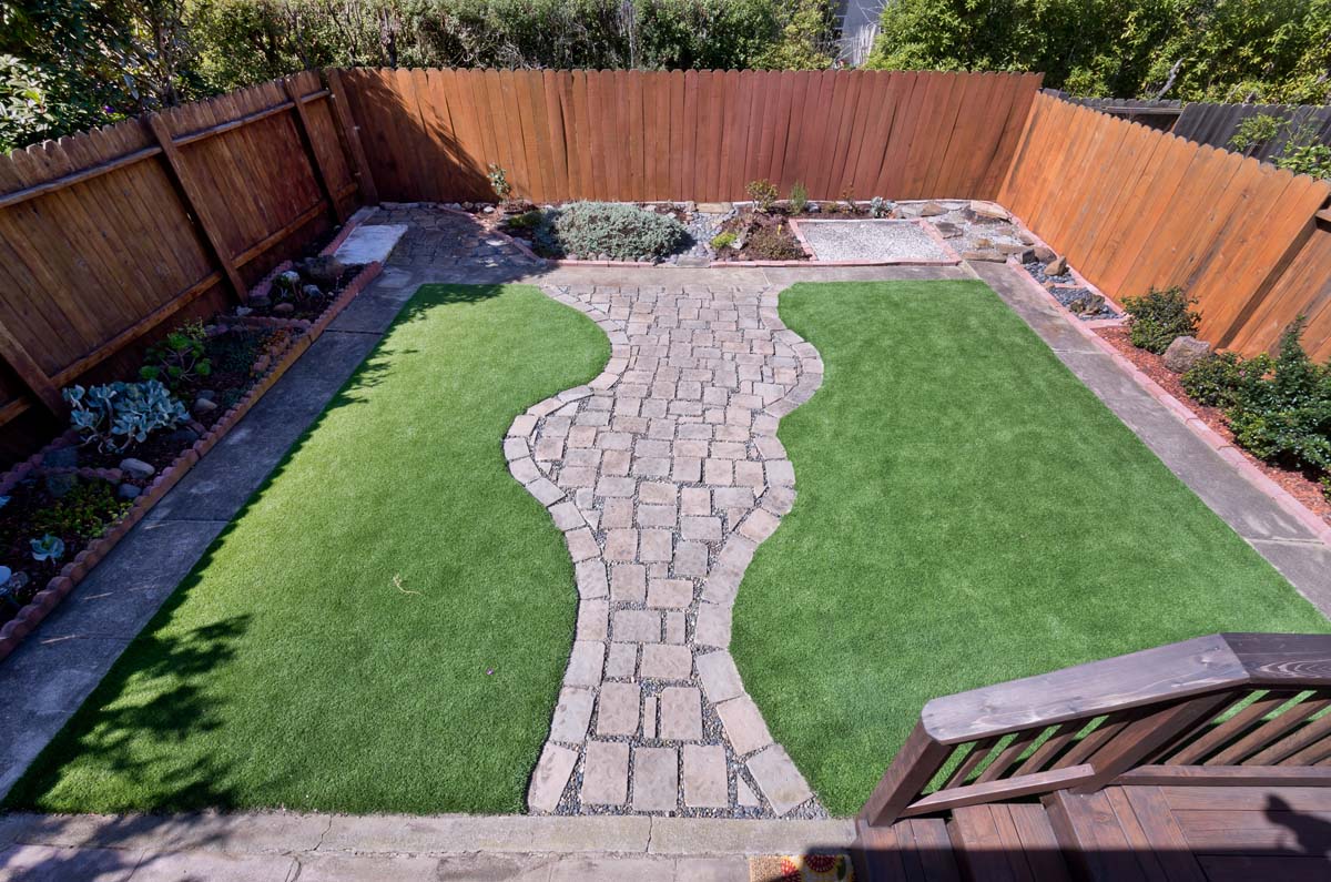 Image number 4 for slideshow of 936 Junipero Serra