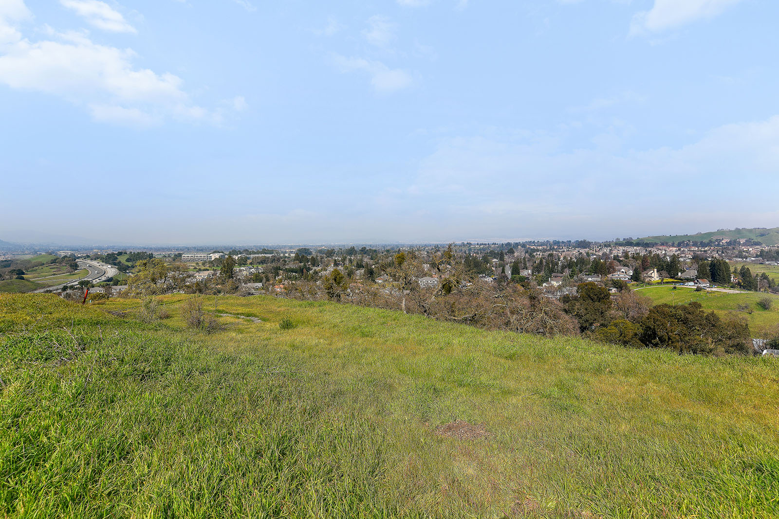 Image number 2 for slideshow of 255 Happy Valley Road -