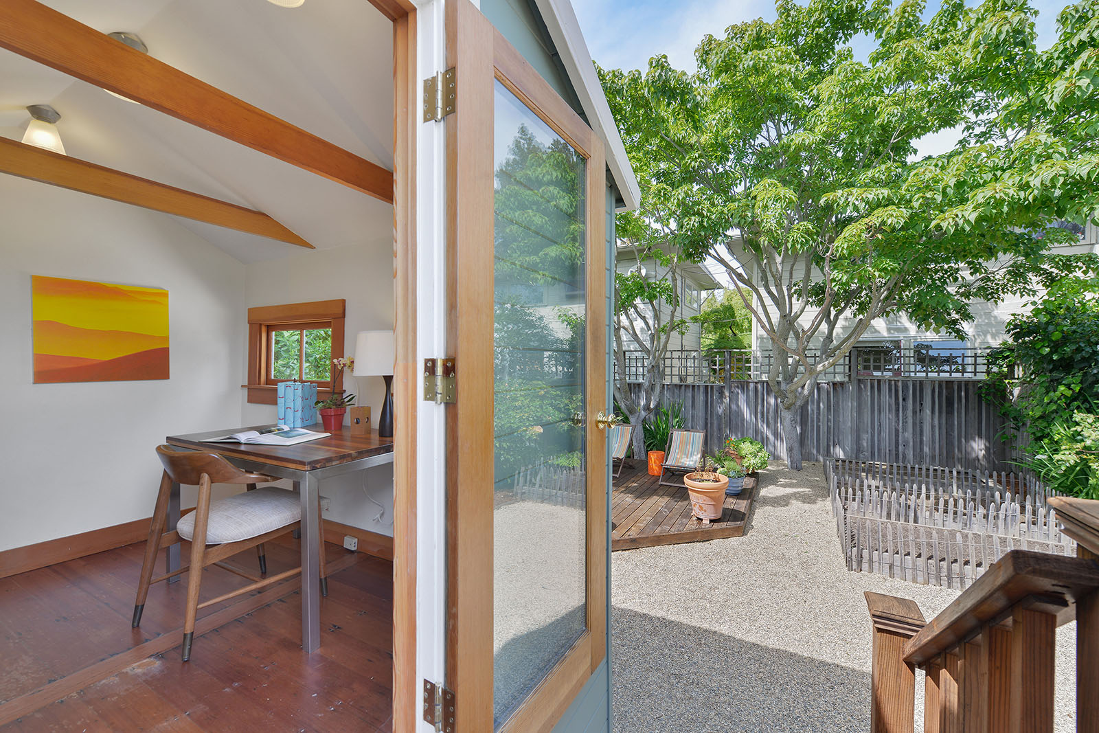 Image number 4 for slideshow of 1253 Hearst Avenue 94702