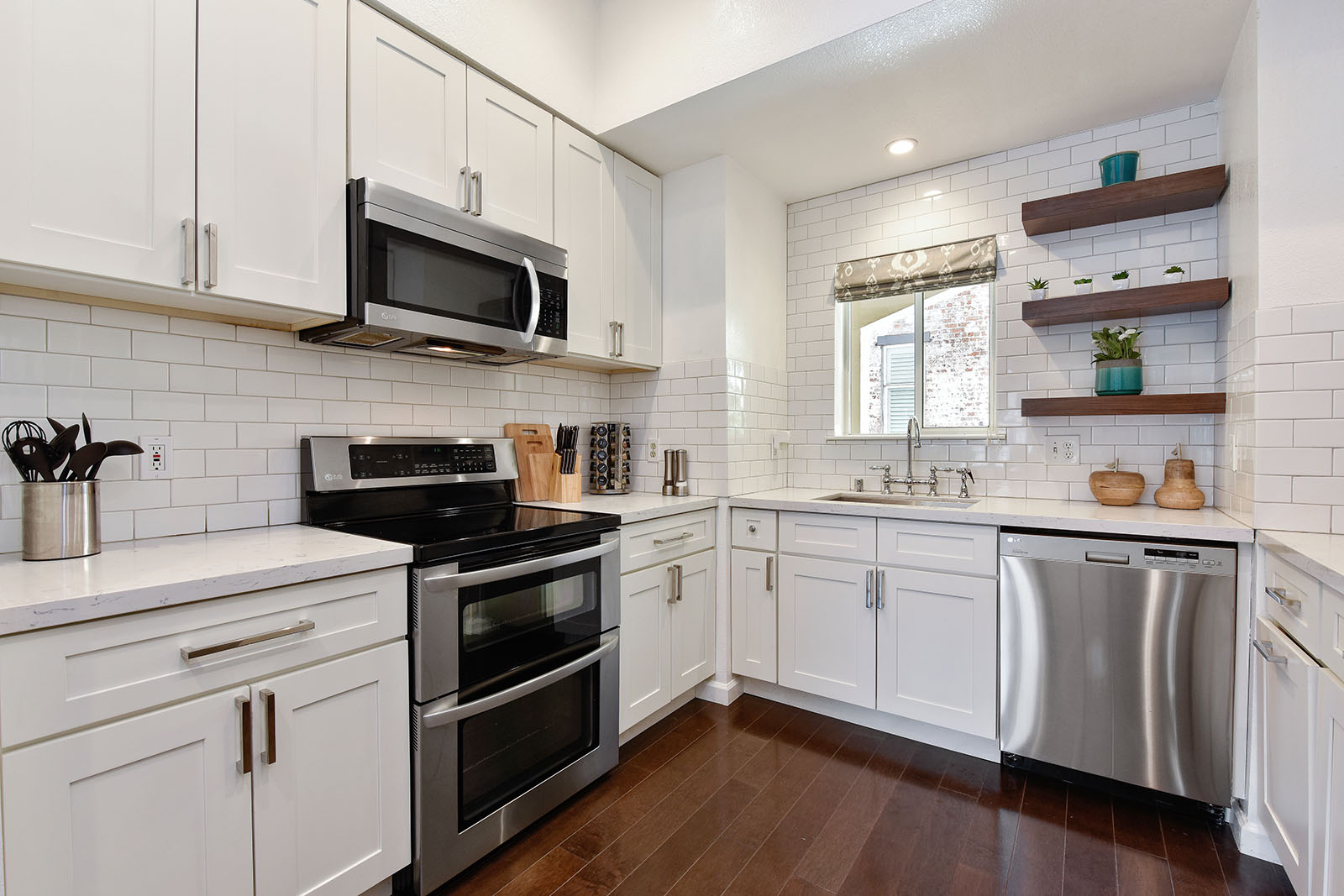 Image number 3 for slideshow of 1320 Stevenson Street #C106, San Francisco