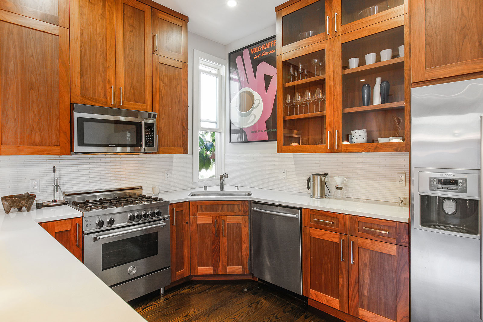 Image number 3 for slideshow of 183 Noe Street, San Francisco