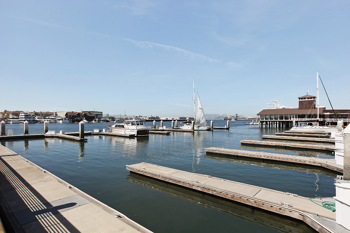 Image number 4 for slideshow of 737 2nd Street #202, Oakland -