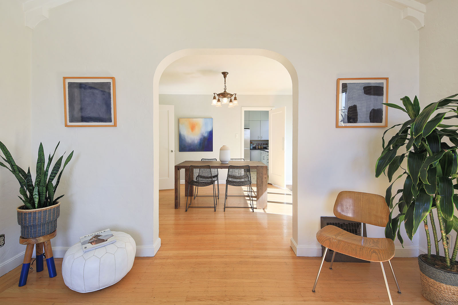 Image number 2 for slideshow of 1659 Short Street