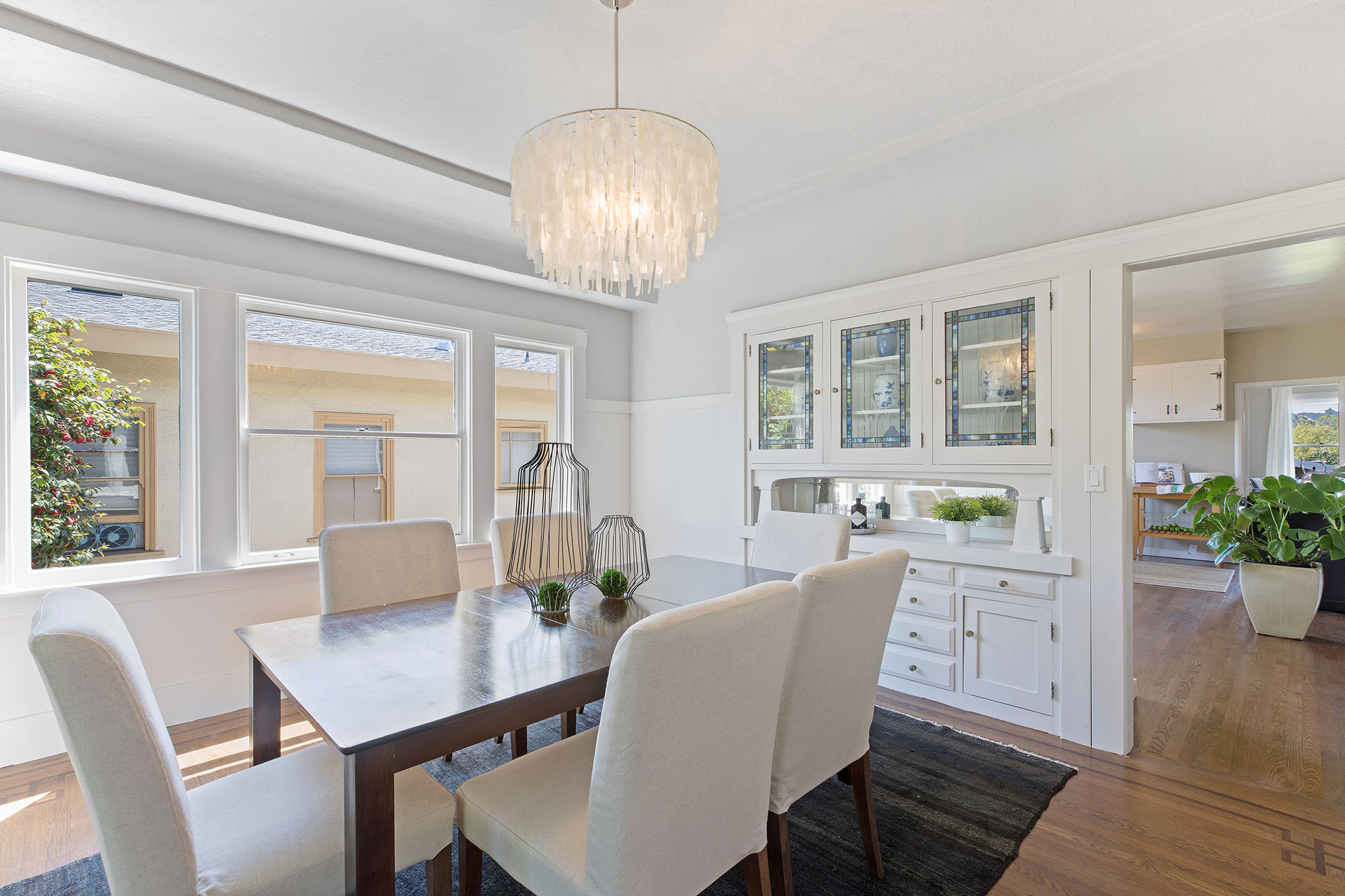 Image number 3 for slideshow of 5321 Thomas Avenue