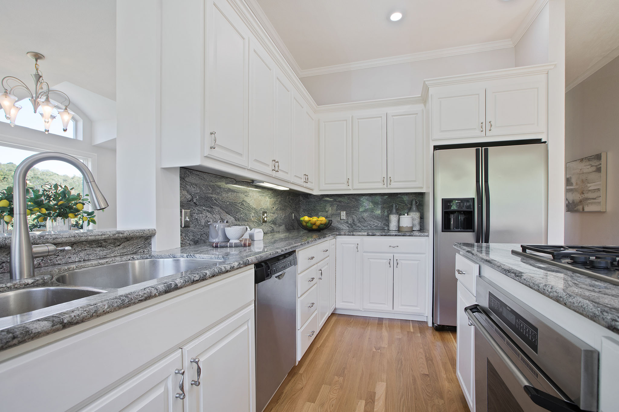 Image number 3 for slideshow of 166 Crane Drive, San Anselmo