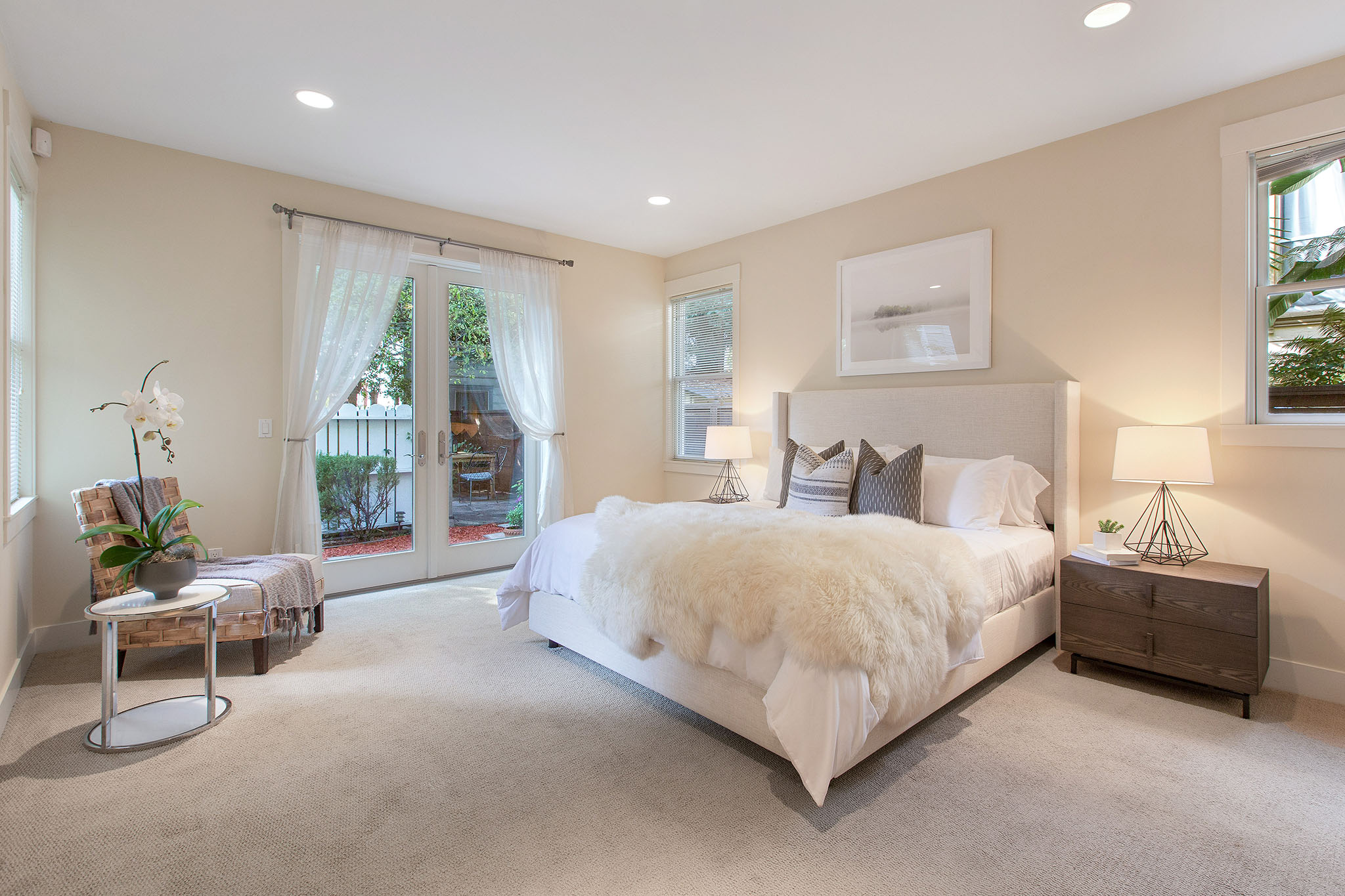 Image number 3 for slideshow of 2104 6th Street, Berkeley -