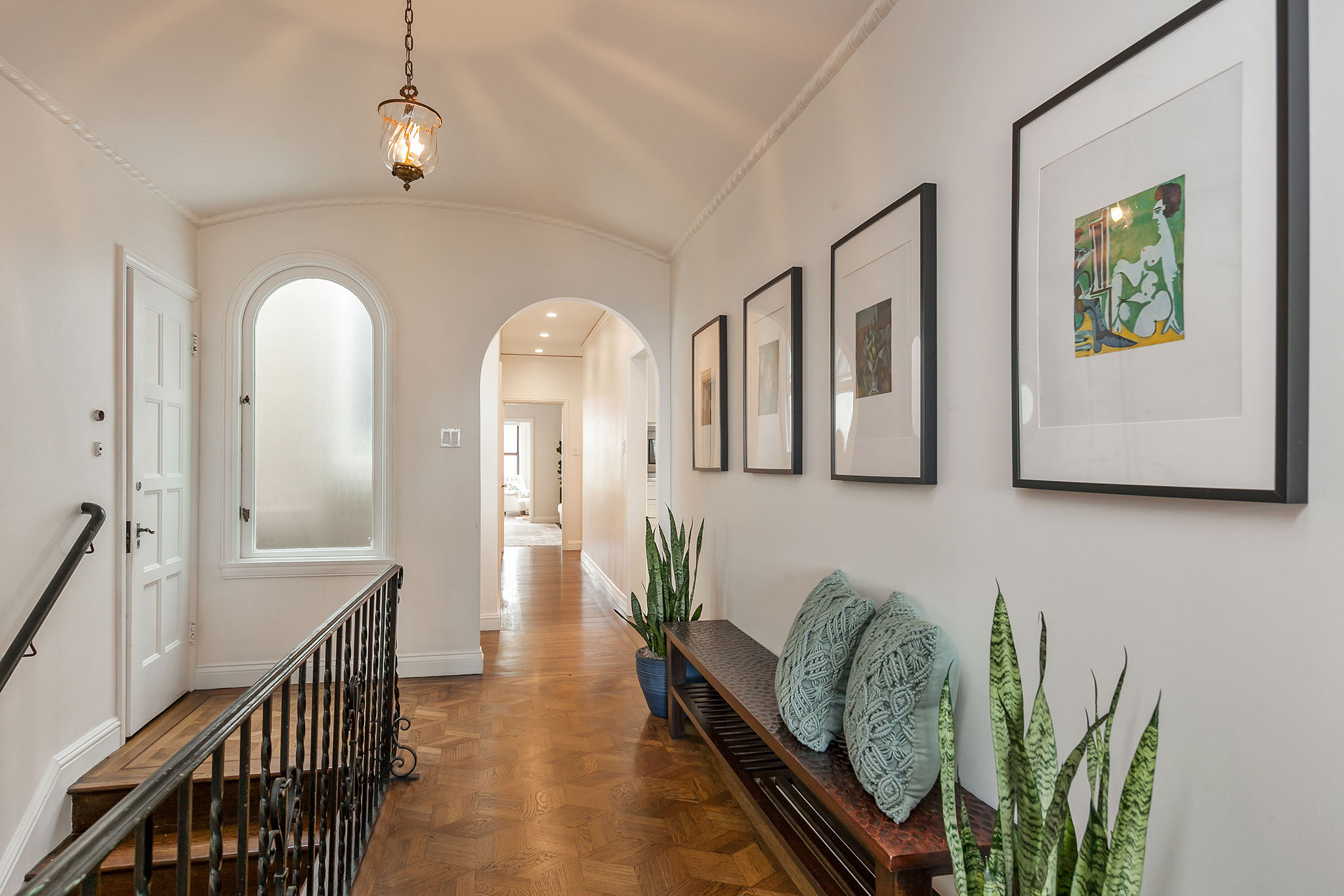 Image number 5 for slideshow of 68 Parker Avenue