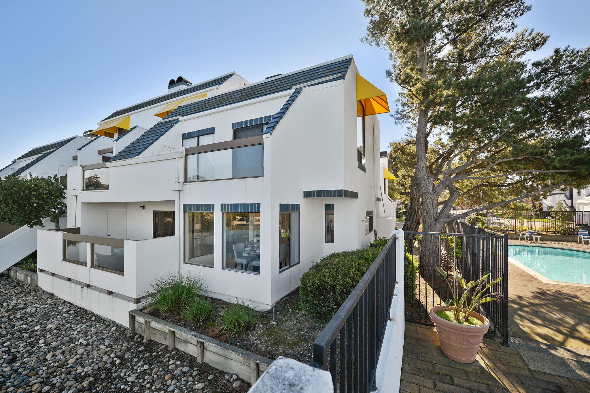 Image number 4 for slideshow of 728 Gull Ave, Foster City