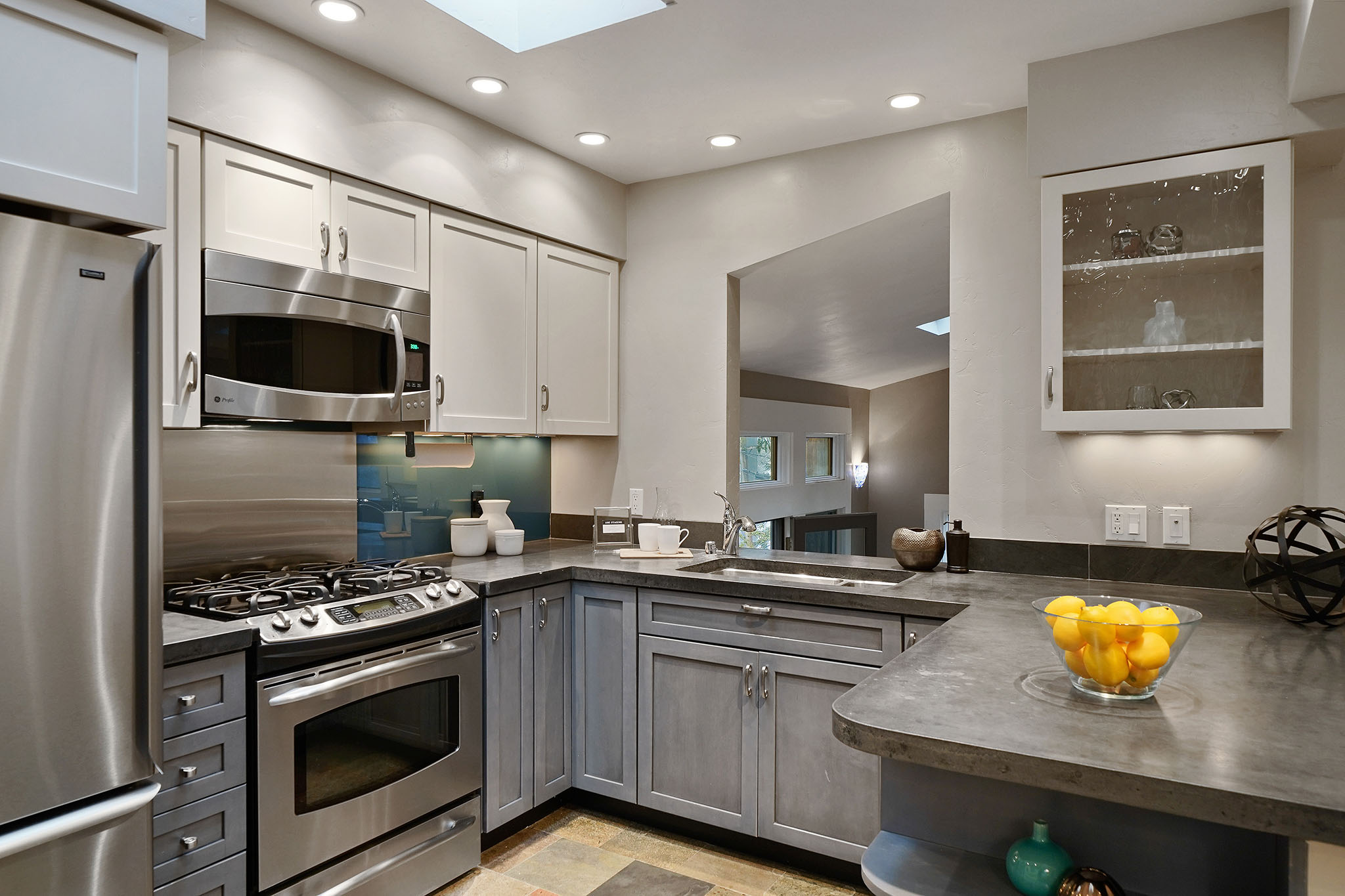 Image number 3 for slideshow of 41 Bosque Avenue, Fairfax