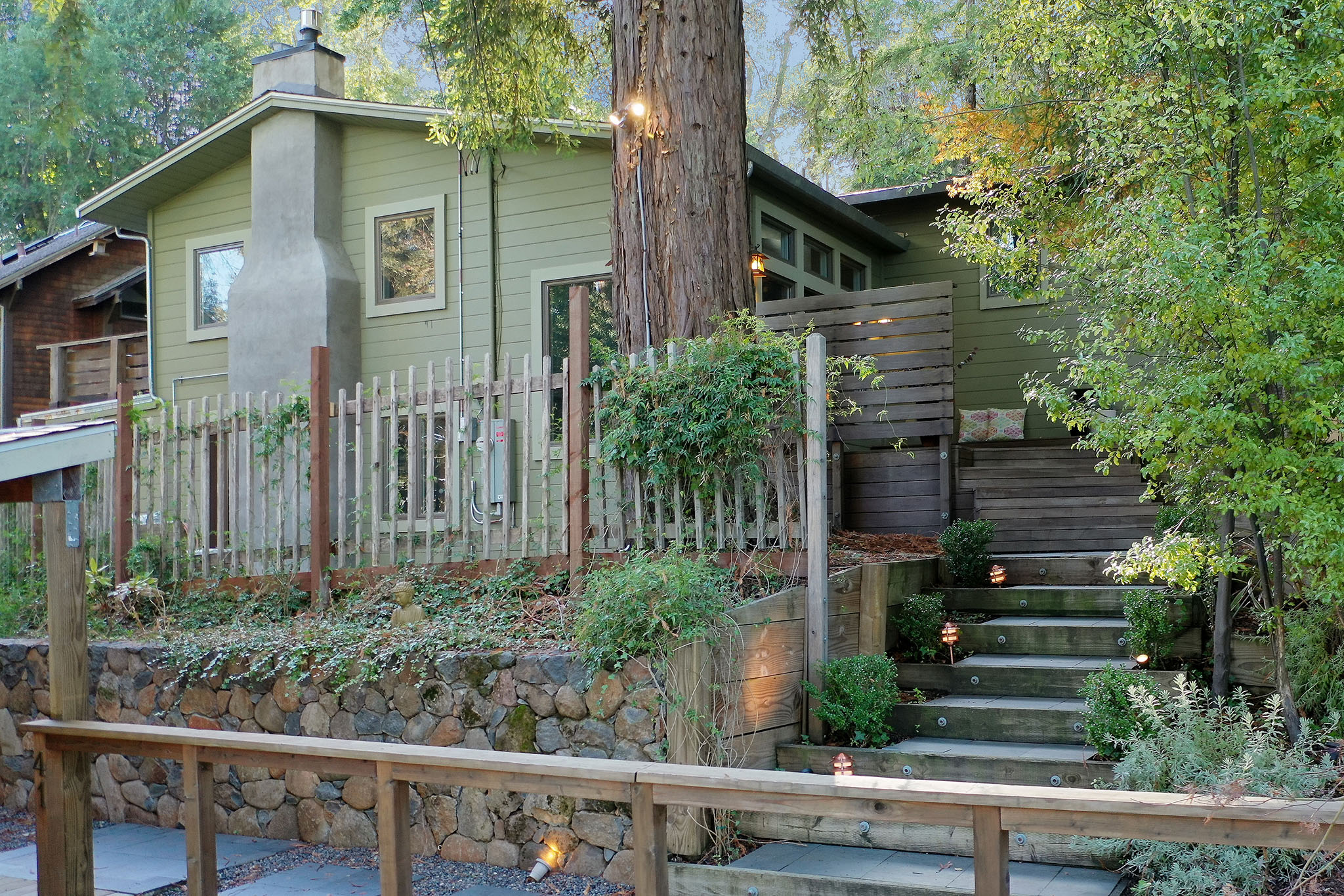 Image number 1 for slideshow of 41 Bosque Avenue, Fairfax