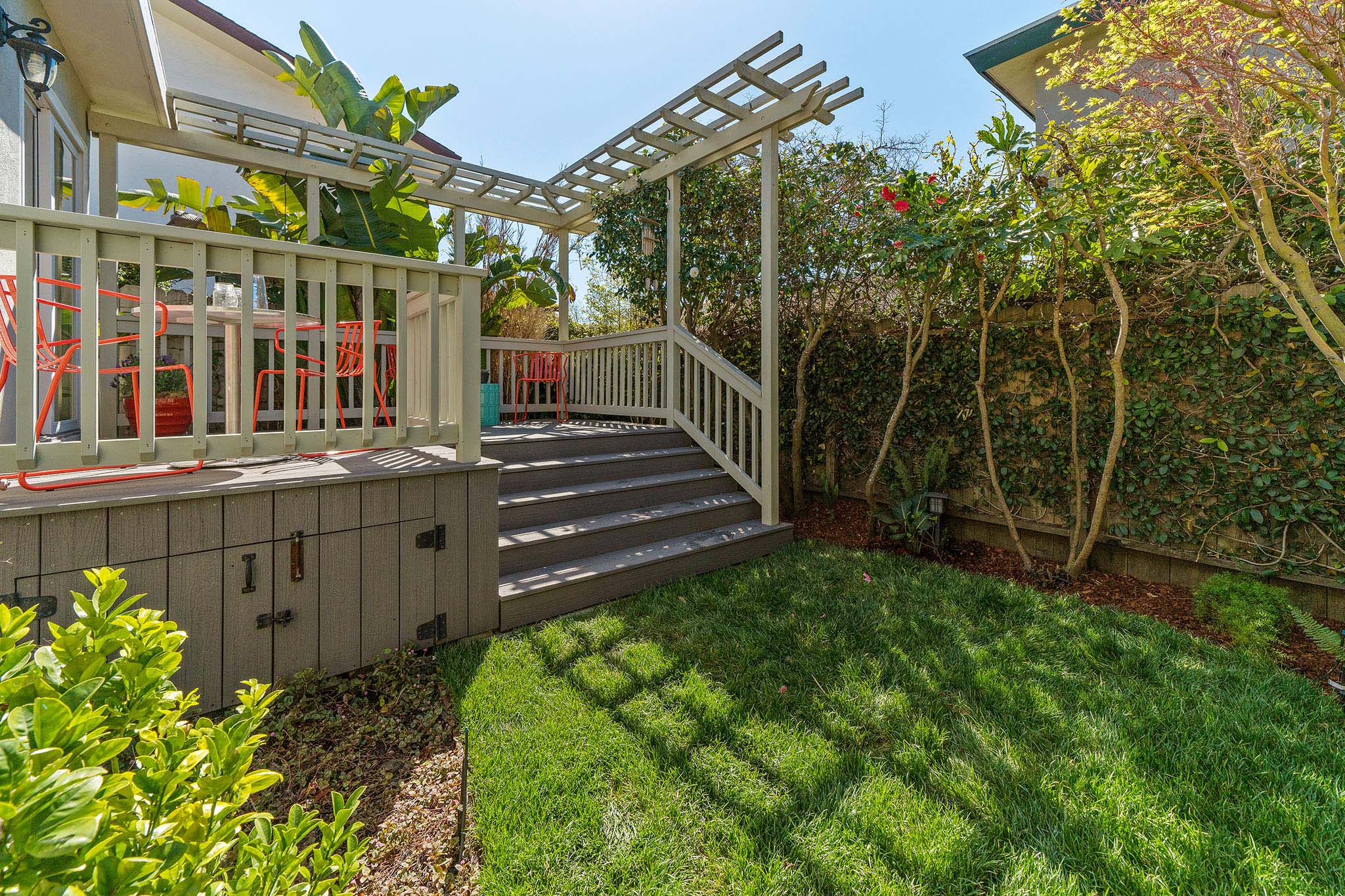 Image number 4 for slideshow of 648 Cornell Avenue