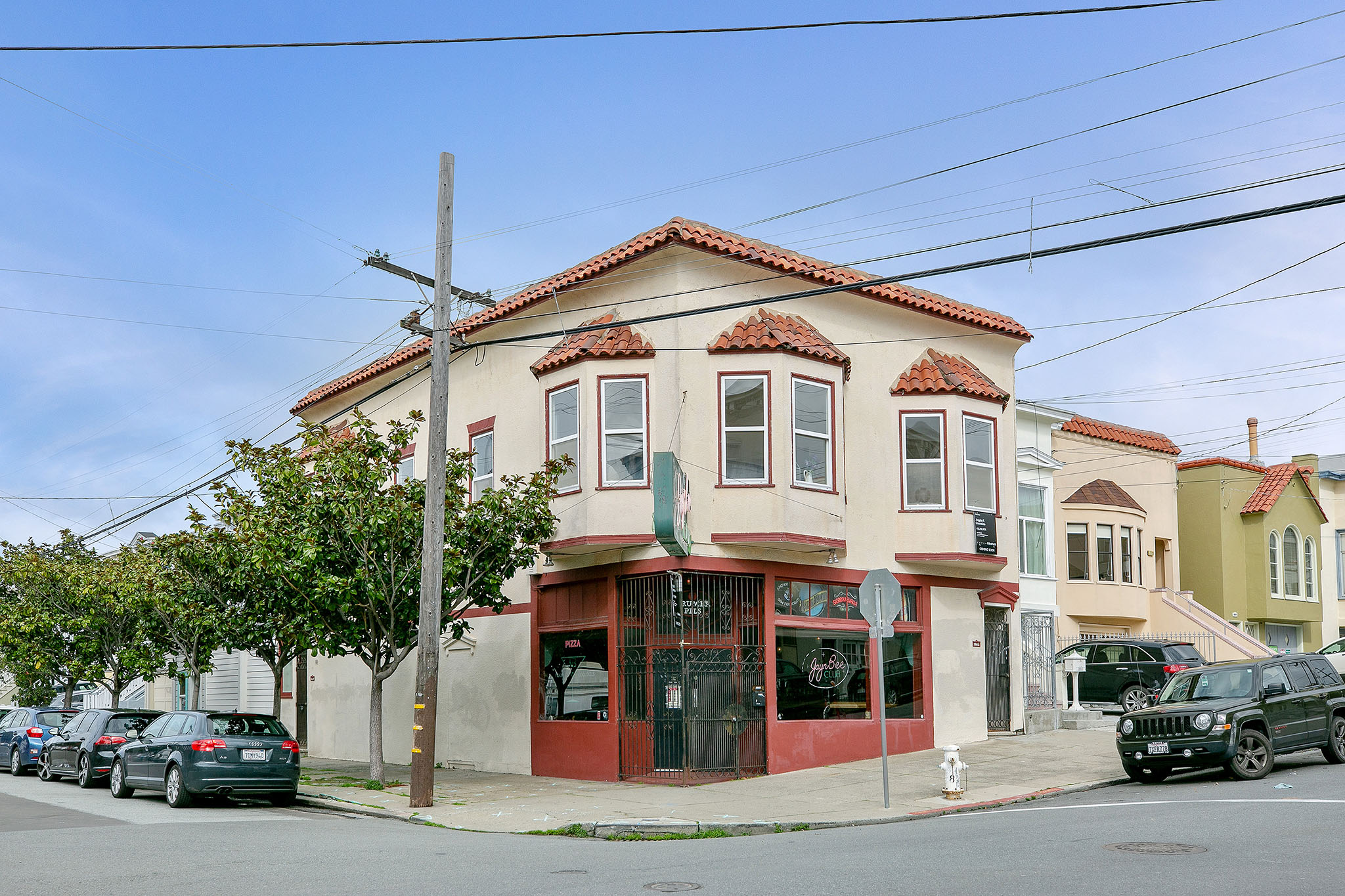 Image number 1 for slideshow of 725 York Street, San Francisco