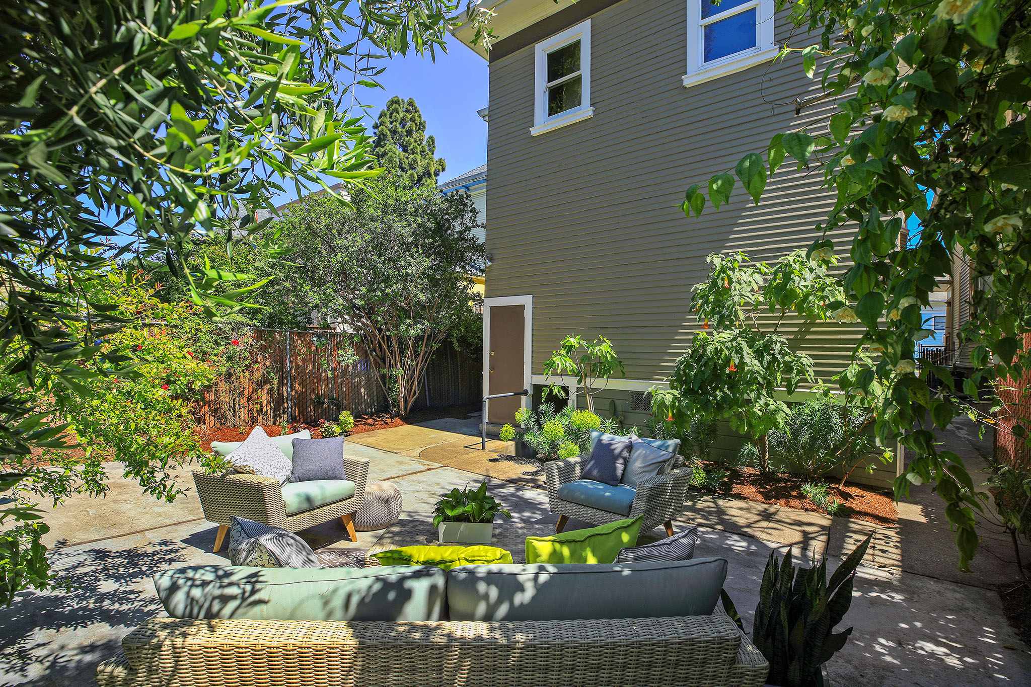 Image number 5 for slideshow of 1917-1919 West Street