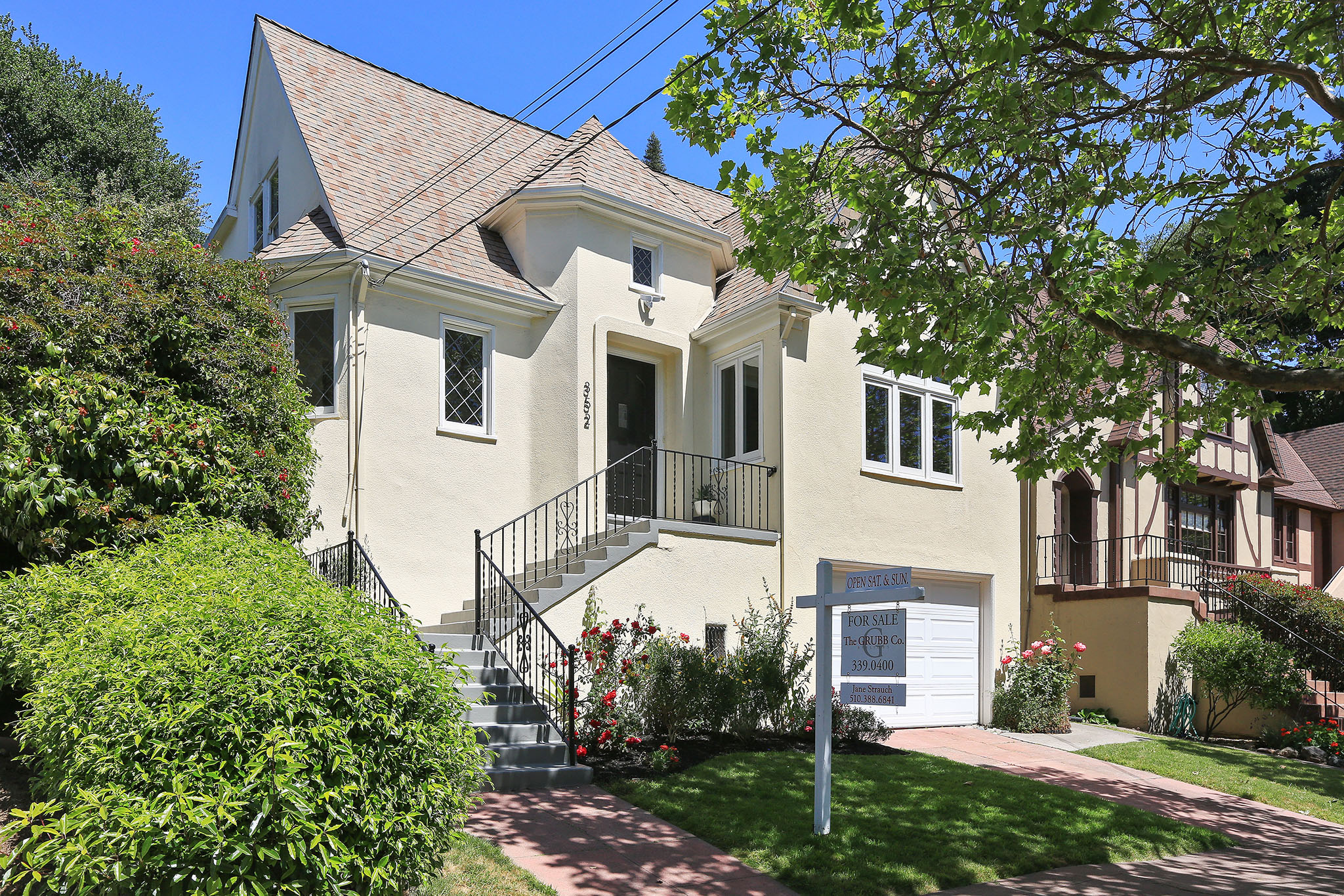 Image number 1 for slideshow of 352 Jerome Avenue