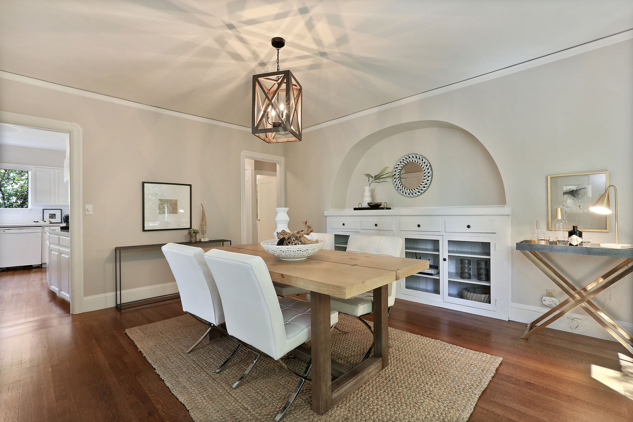 Image number 2 for slideshow of 352 Jerome Avenue