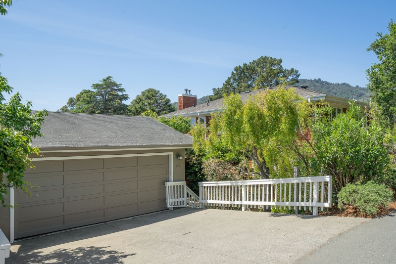 69 Walnut Avenue
