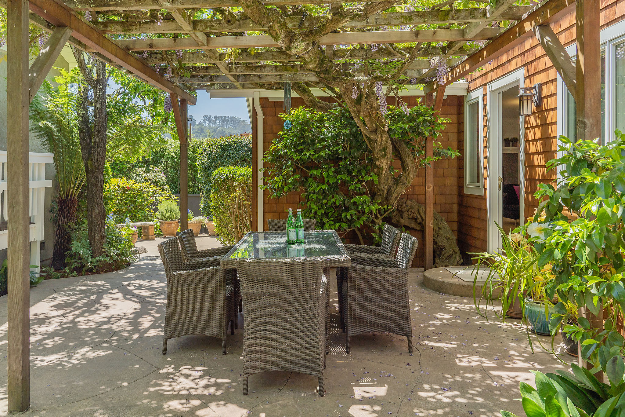 Image number 5 for slideshow of 69 Walnut Avenue, Corte Madera California