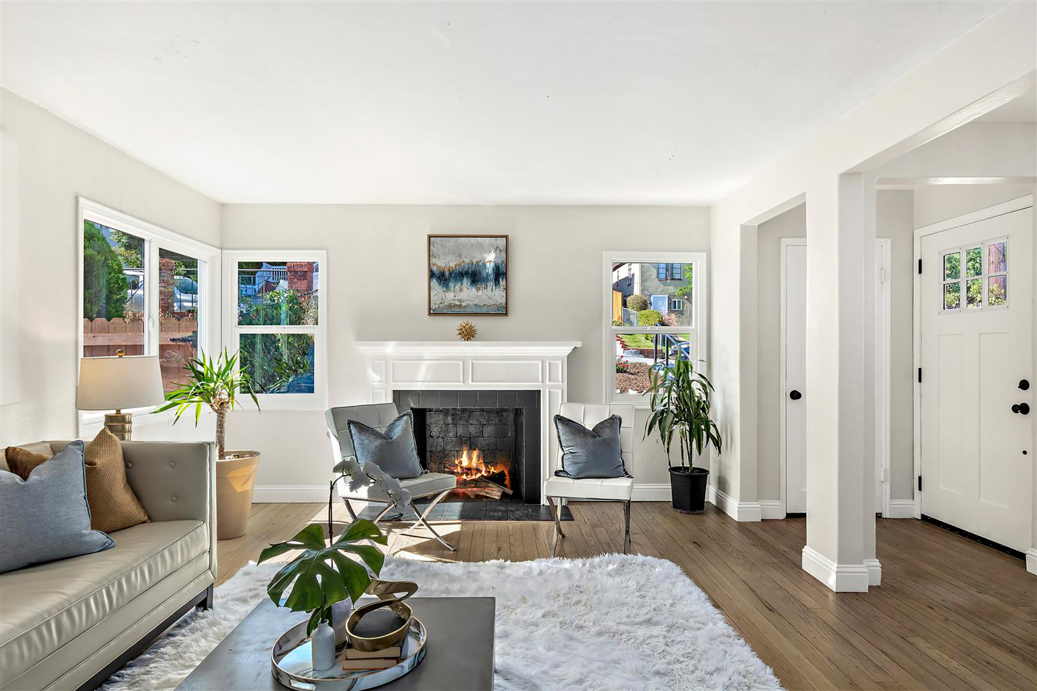 Image number 2 for slideshow of 2640 99th Avenue