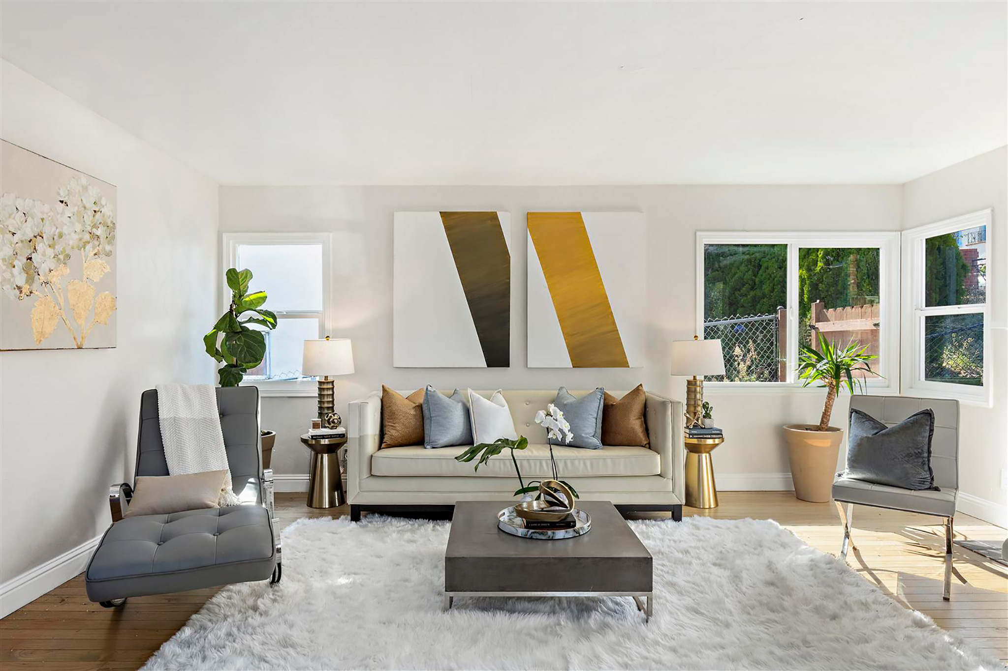 Image number 3 for slideshow of 2640 99th Avenue