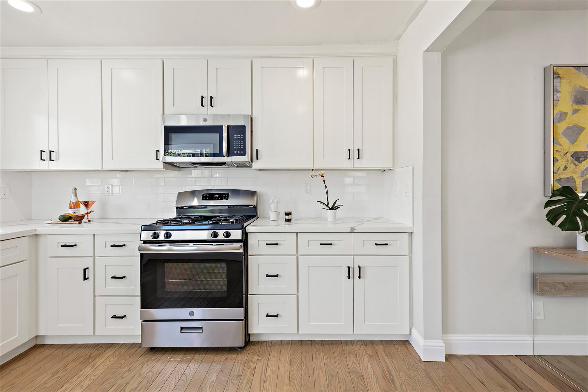 Image number 4 for slideshow of 2640 99th Avenue