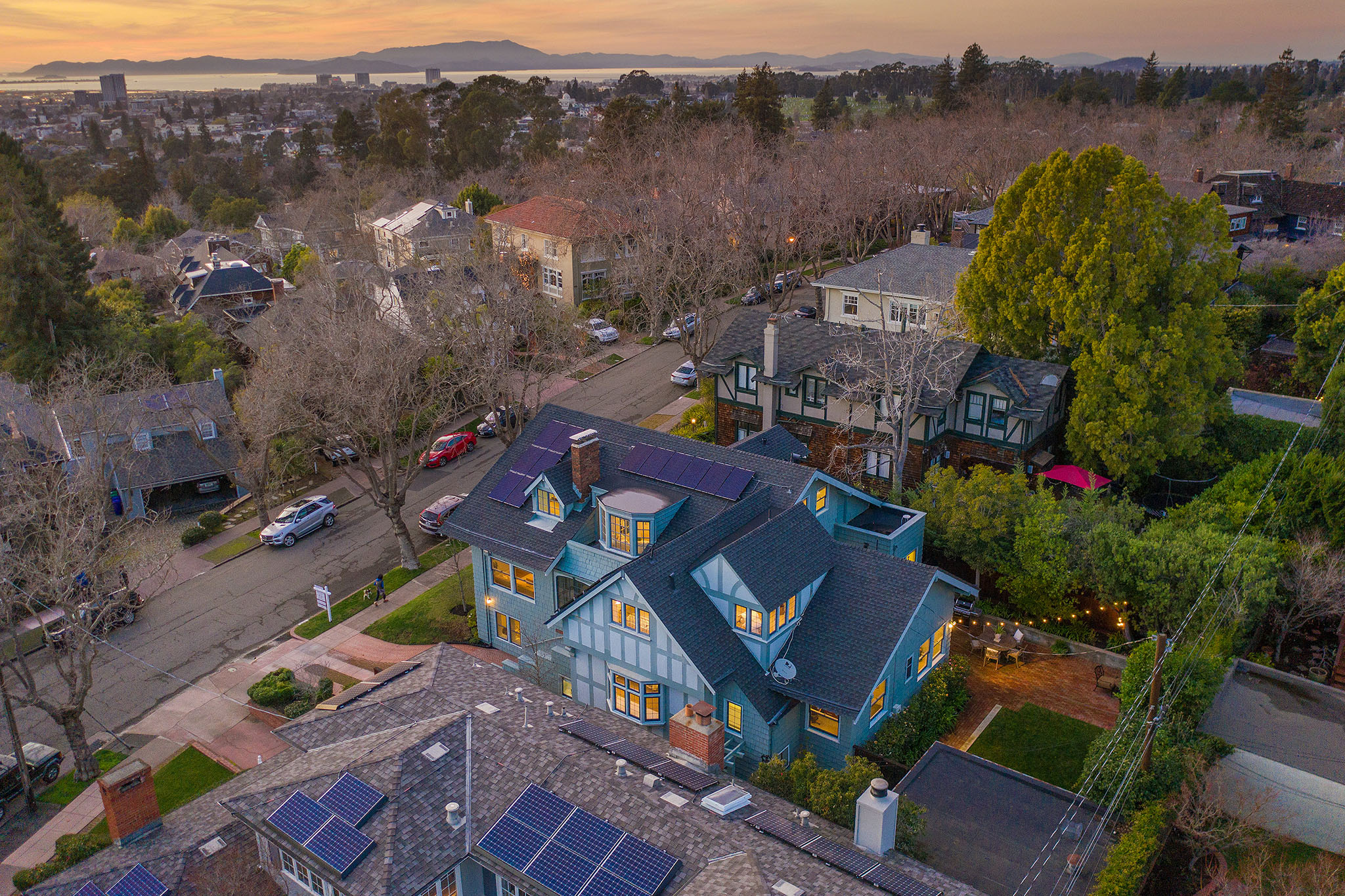 Image number 5 for slideshow of 138 Bonita Avenue