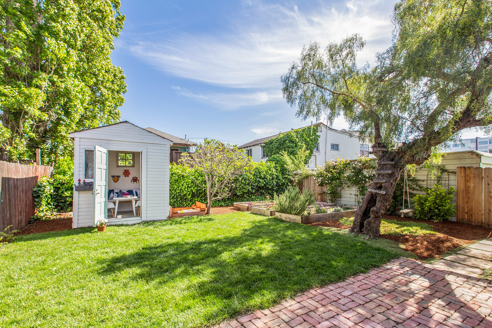 Image number 4 for slideshow of 1089 66th Street