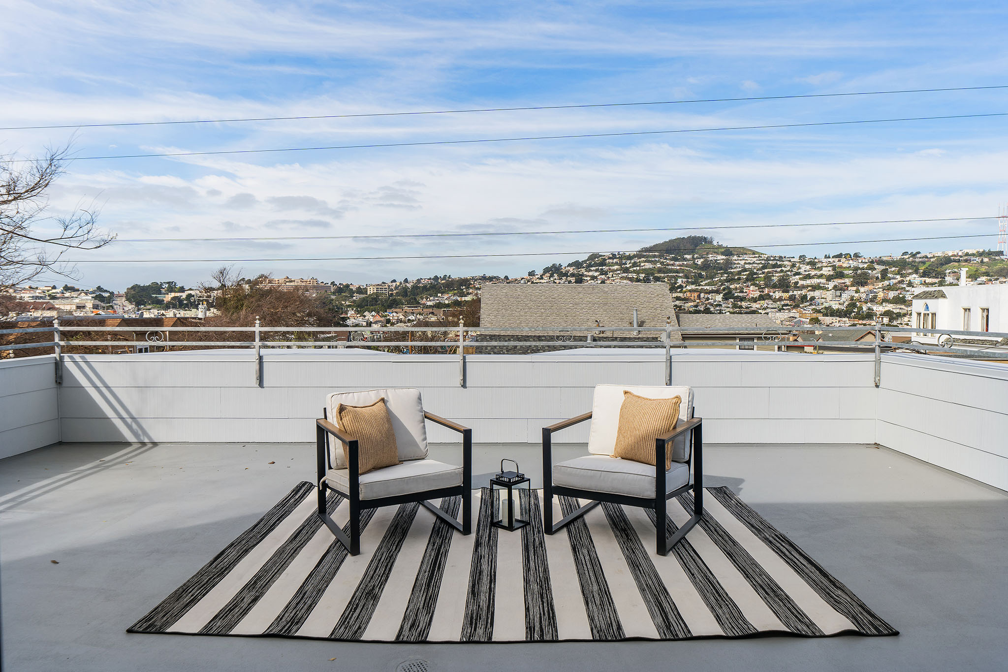 Image number 5 for slideshow of 105 Persia Ave, San Francisco