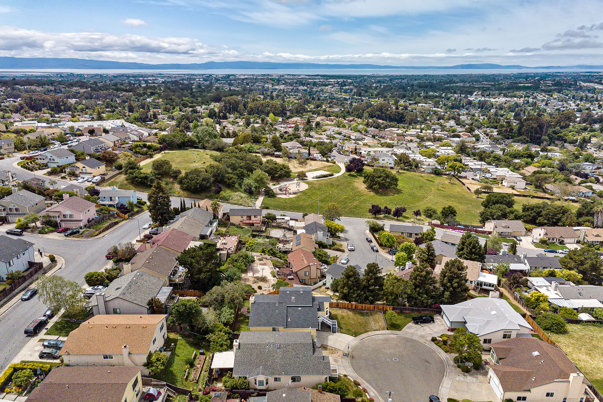 Image number 3 for slideshow of 3237 Ridge Crest Court