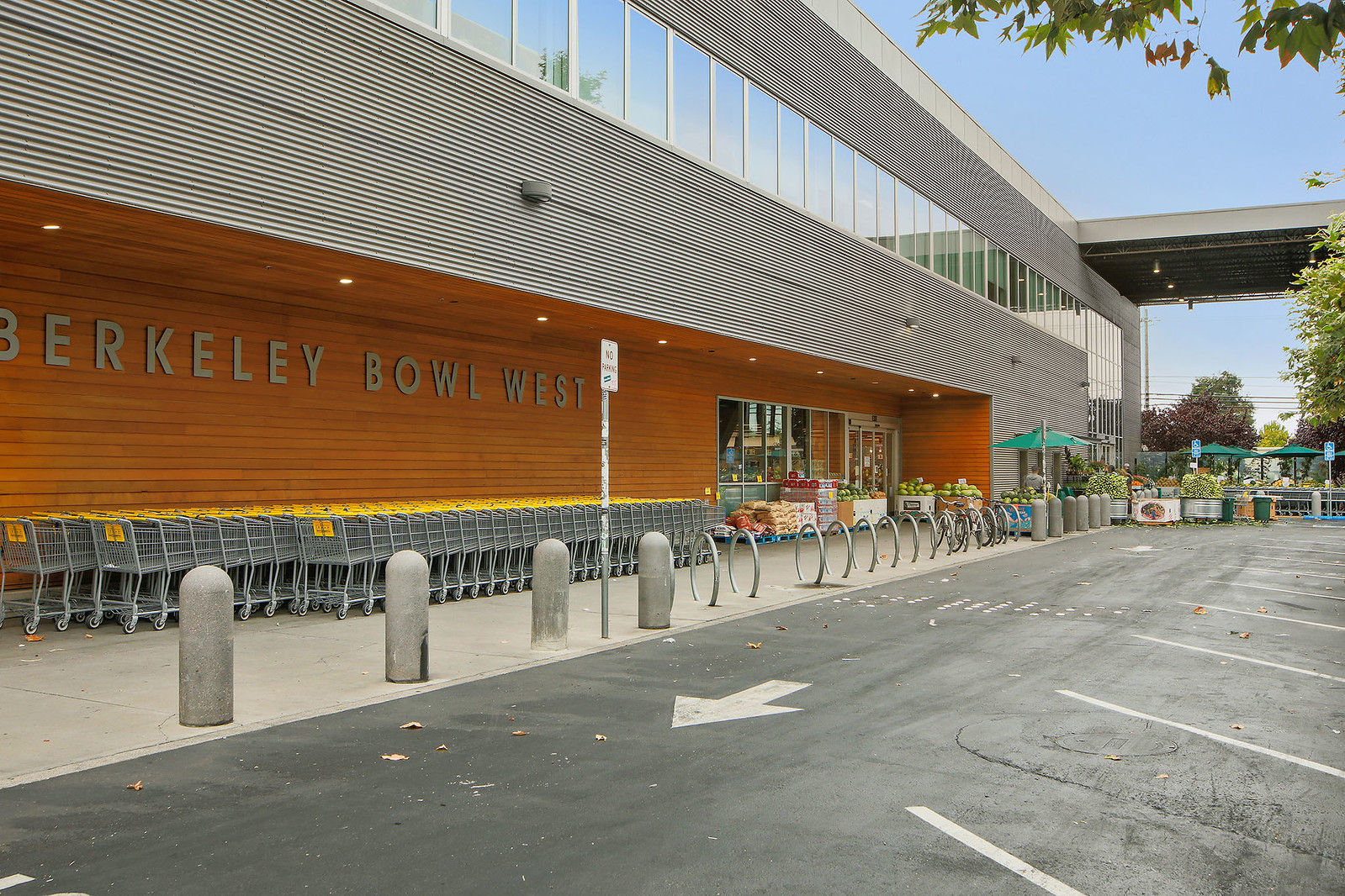 Neighborhood Gallery