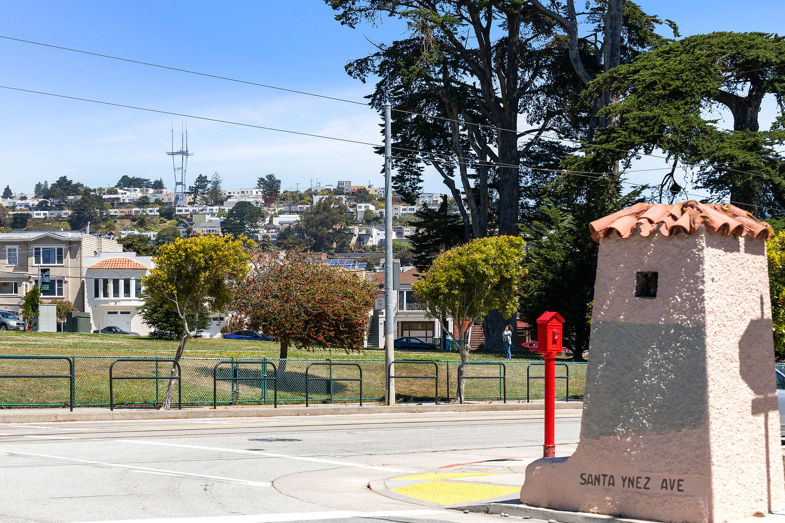 Neighborhood Gallery