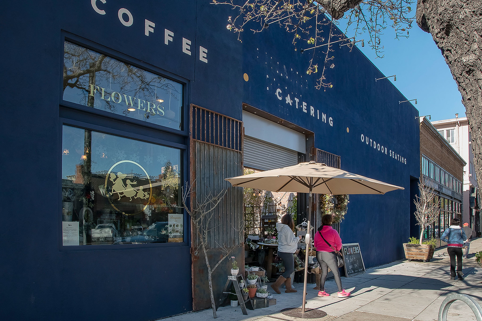 Neighborhood Gallery