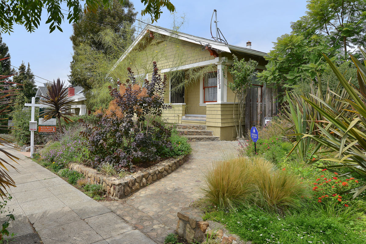 2302 Damuth Ave Oakland 94602