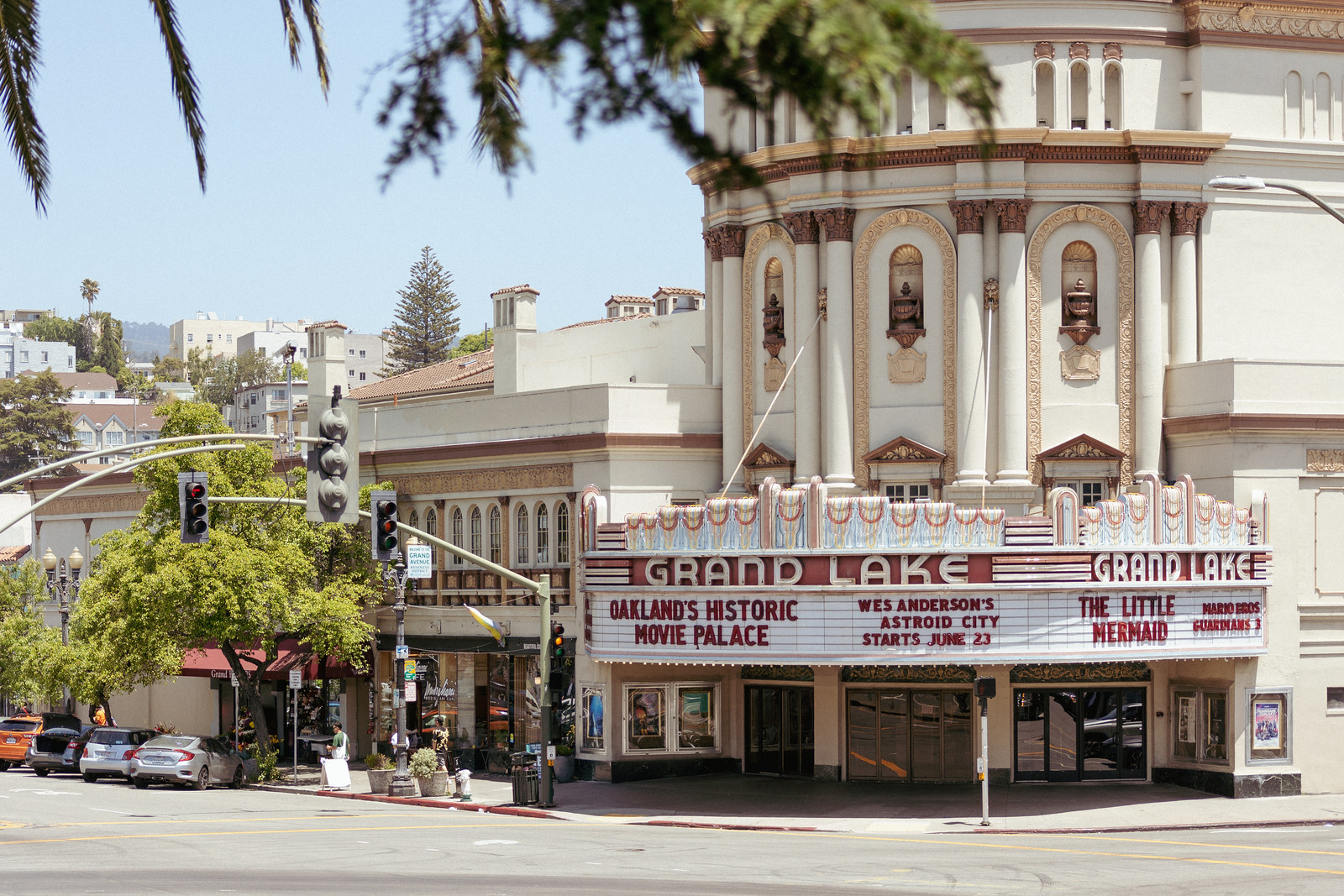 Neighborhood Gallery