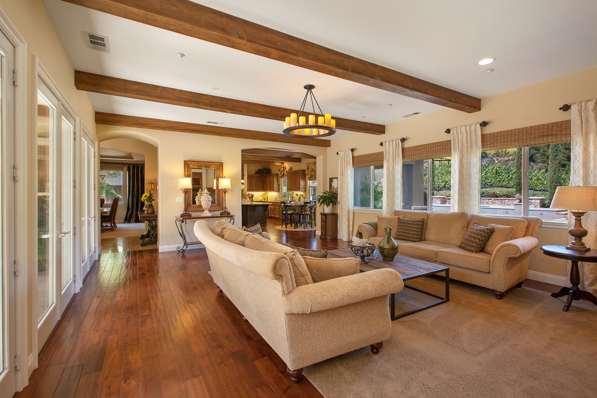 Image number 2 for slideshow of 339 Golden Grass Drive