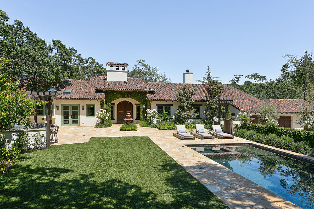 Image number 2 for slideshow of 140 Camino Sobrante, Orinda